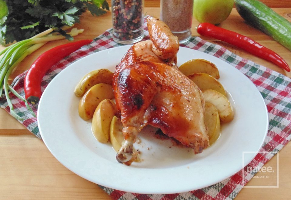 Курица с яблоками в духовке - Шаг 15