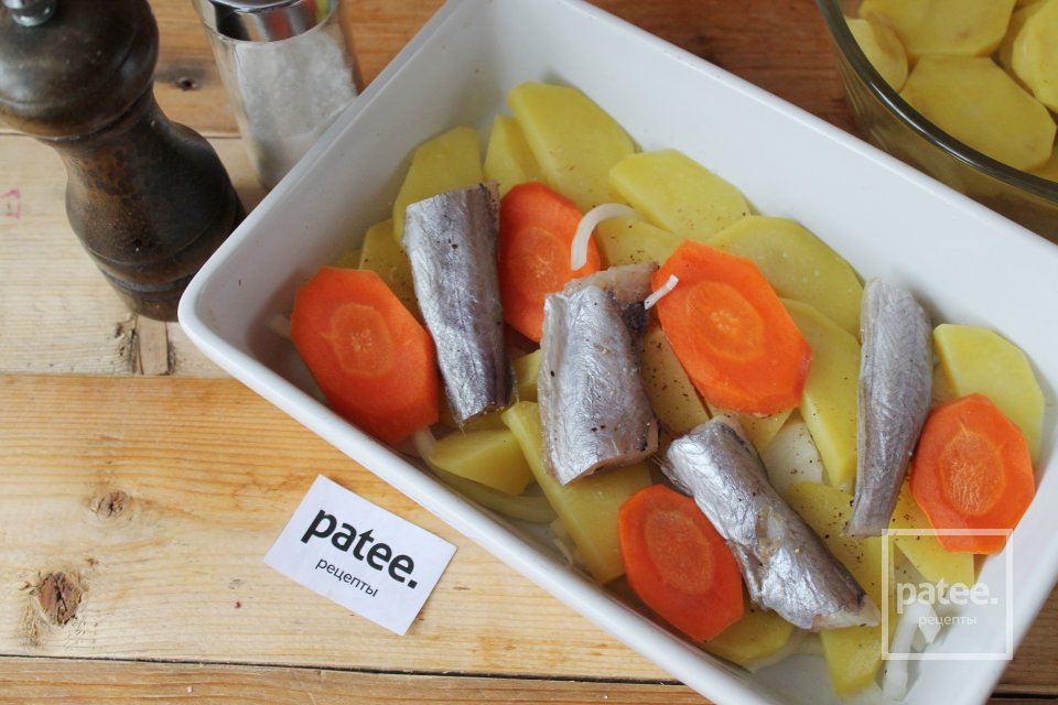 Судак с картофелем в духовке, запеченный со сметаной - Шаг 15