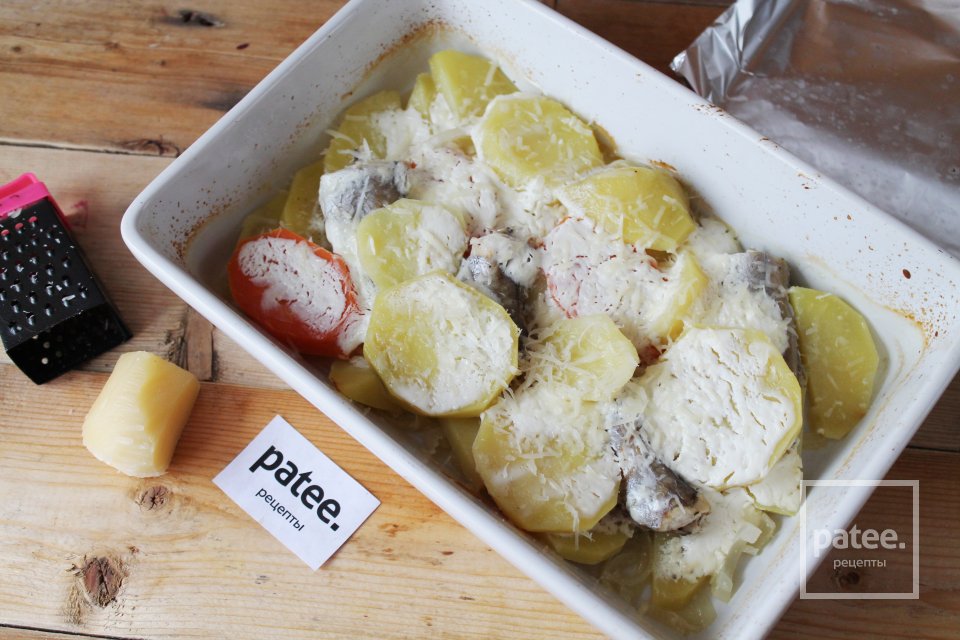 Судак с картофелем в духовке, запеченный со сметаной - Шаг 18