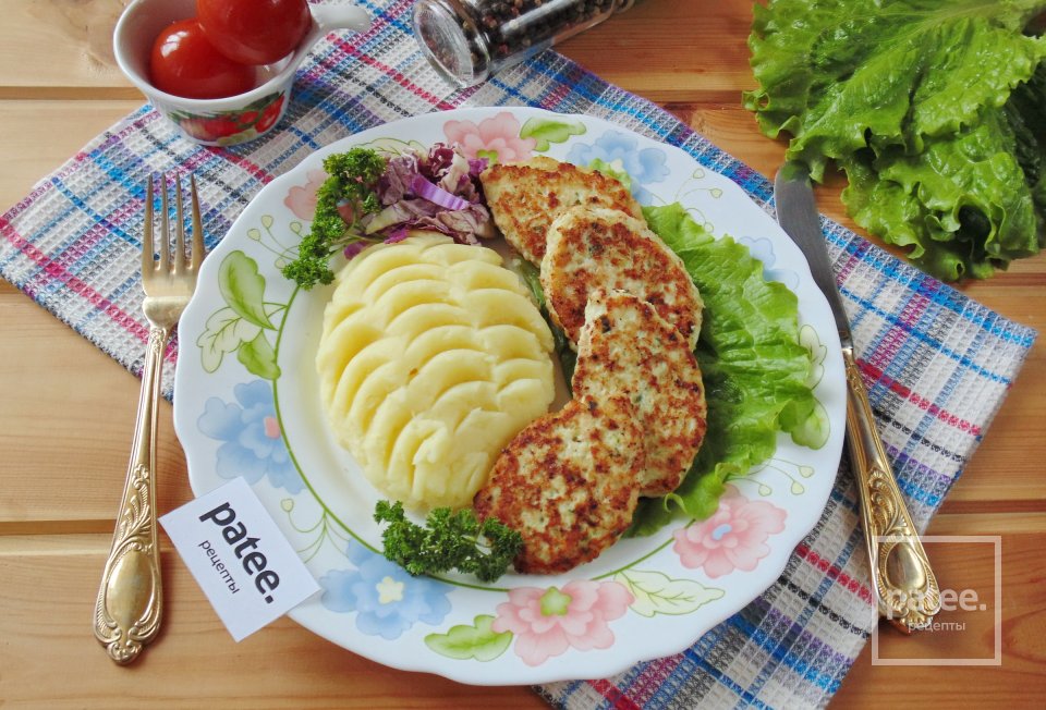 Оладьи из куриного филе и картофеля - Шаг 13