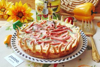 Закусочный пирог из слоеного теста