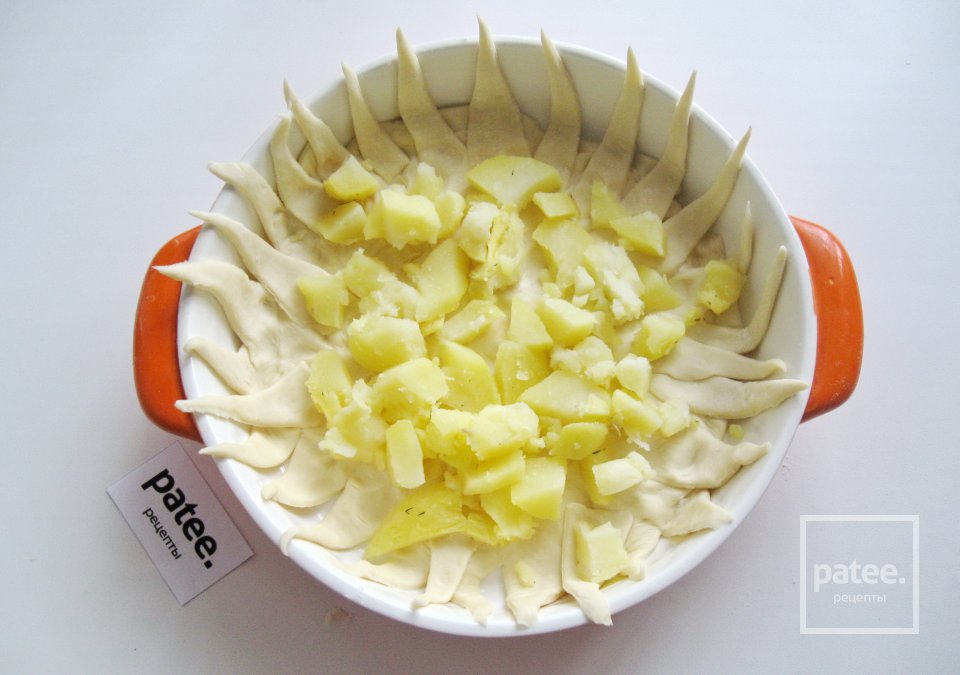 Закусочный пирог из слоеного теста - Шаг 4