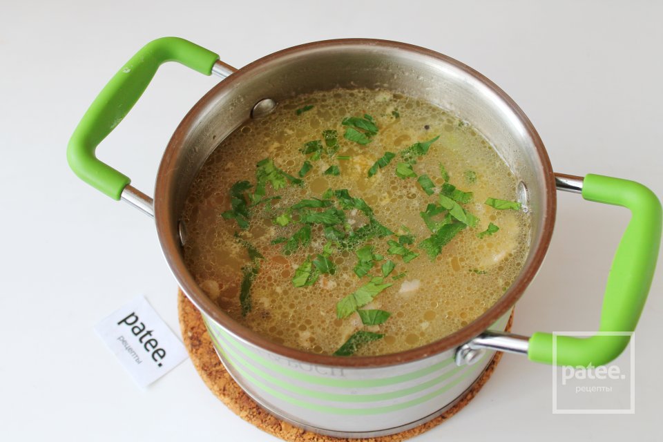 Грибной суп с курицей и вермишелью - Шаг 16