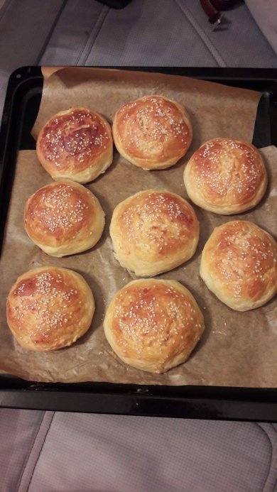 Куриные бургеры с йогуртовым соусом - Шаг 1