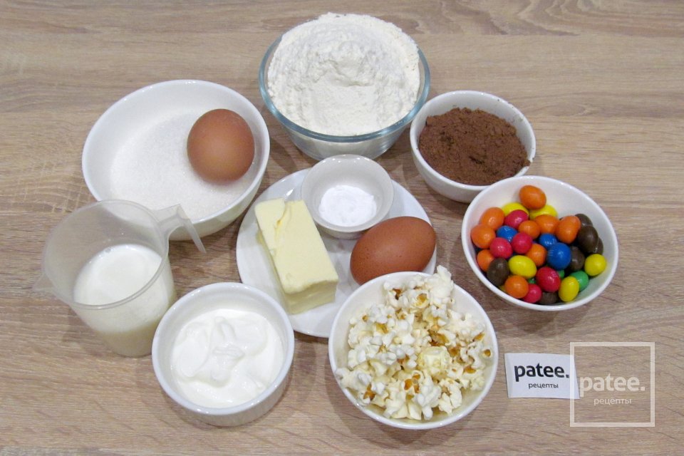 Шоколадные кексы с попкорном и M&M's - Шаг 1