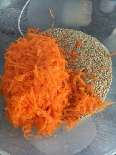 Вегетарианский морковный пирог🤤 - Шаг 3