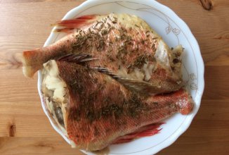 Морской окунь на пару в мультиварке