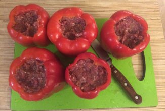 Заготовка замороженных фаршированных перцев