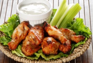 Крылышки куриные в медово-горчичном соусе