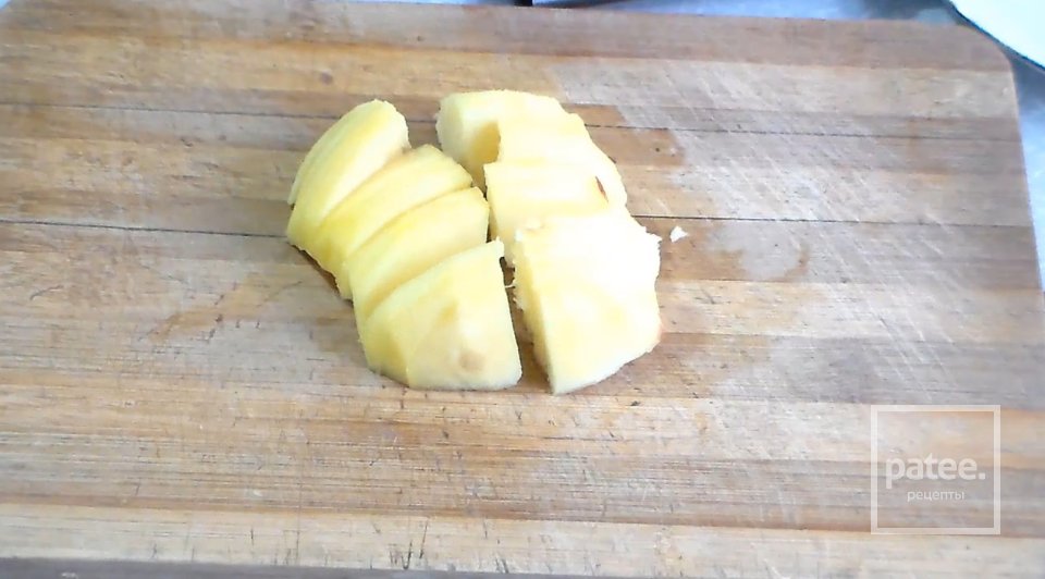 Пирог с яблоками и вишней - Шаг 2