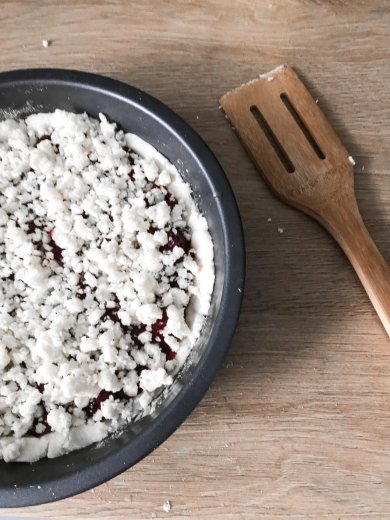 пп Тертый пирог с вишней - Шаг 4