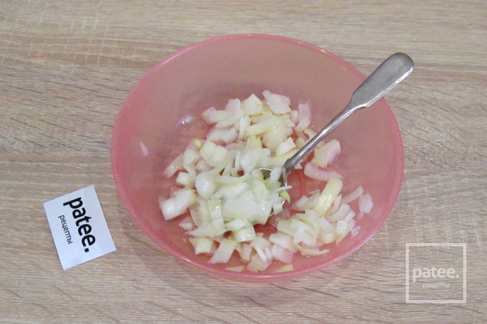 Салат Невеста с копчёной курицей - Шаг 5