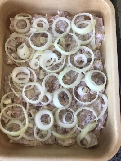 Свинина с картошкой в духовке - Шаг 4