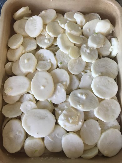 Свинина с картошкой в духовке - Шаг 5