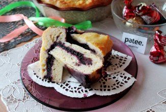 Черничный дрожжевой пирог