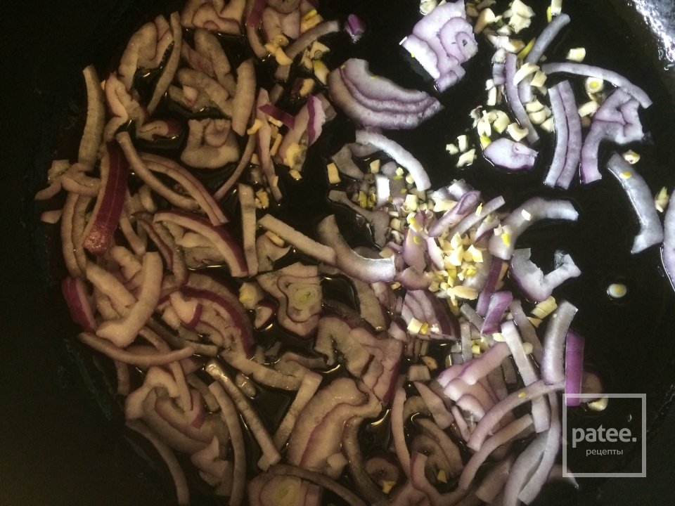 Тёплый салат с кальмарами и фенхелем. - Шаг 6