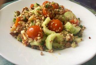 Салат с киноа от Рамзи