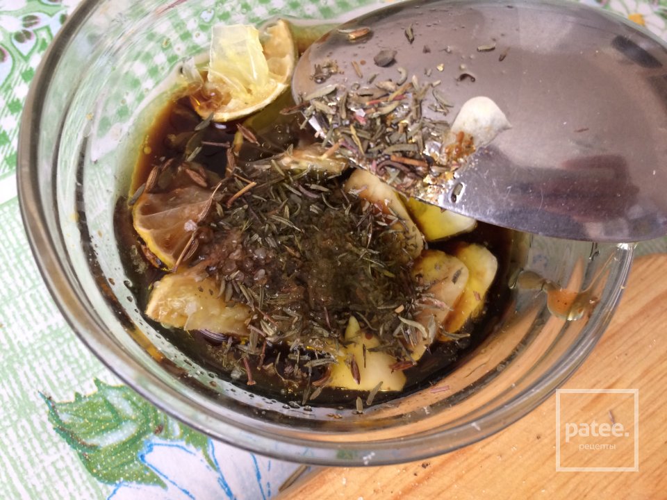 Овощной шеф-салат с говядиной с заправкой 🥙🌶🍯 - Шаг 2