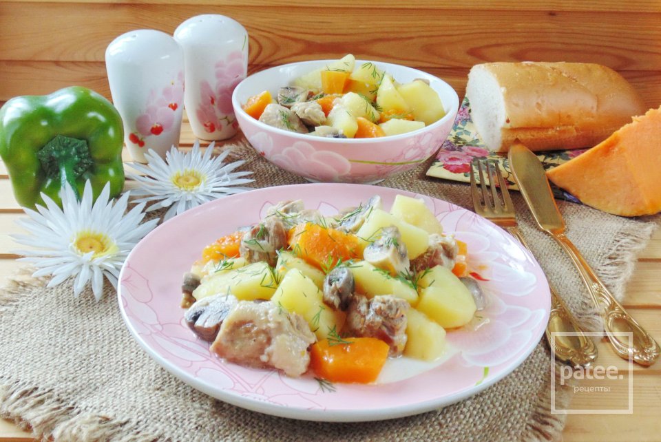 Жаркое из свинины с тыквой и грибами - Шаг 15