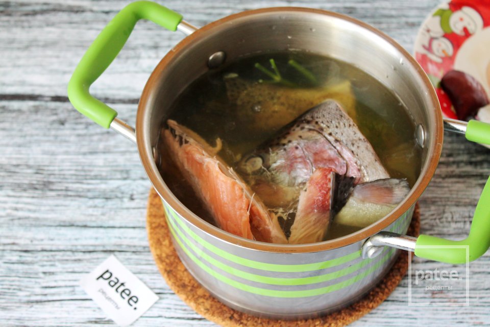 Уха из форели - Шаг 7