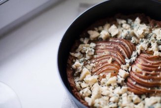 Не сладкий пирог с грушей