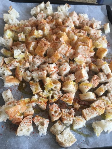 Салат «Мировой» с белой фасолью и хрустящей кукурузой. - Шаг 2