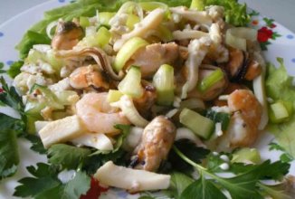 Салат из морепродуктов