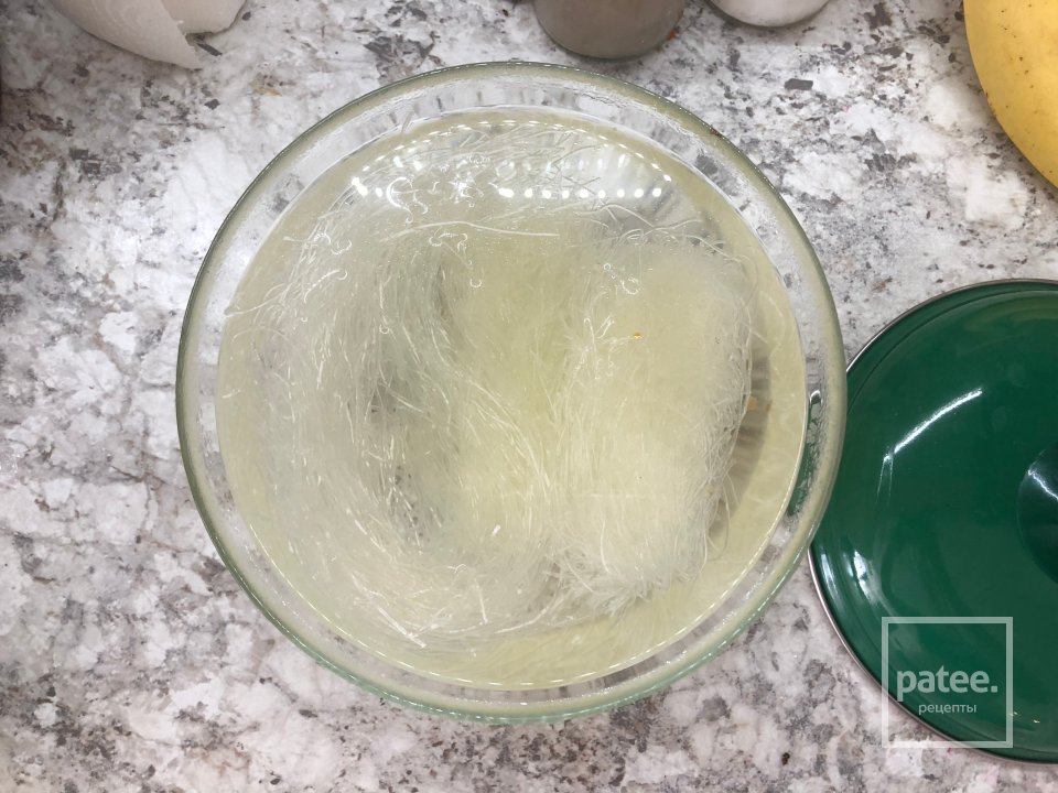 Фунчоза с курицей - Шаг 2