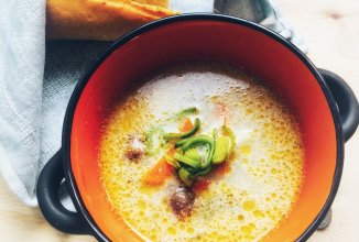 Сливочный суп с куриными сердечками в мультиварке