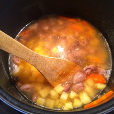 Сливочный суп с куриными сердечками в мультиварке - Шаг 3