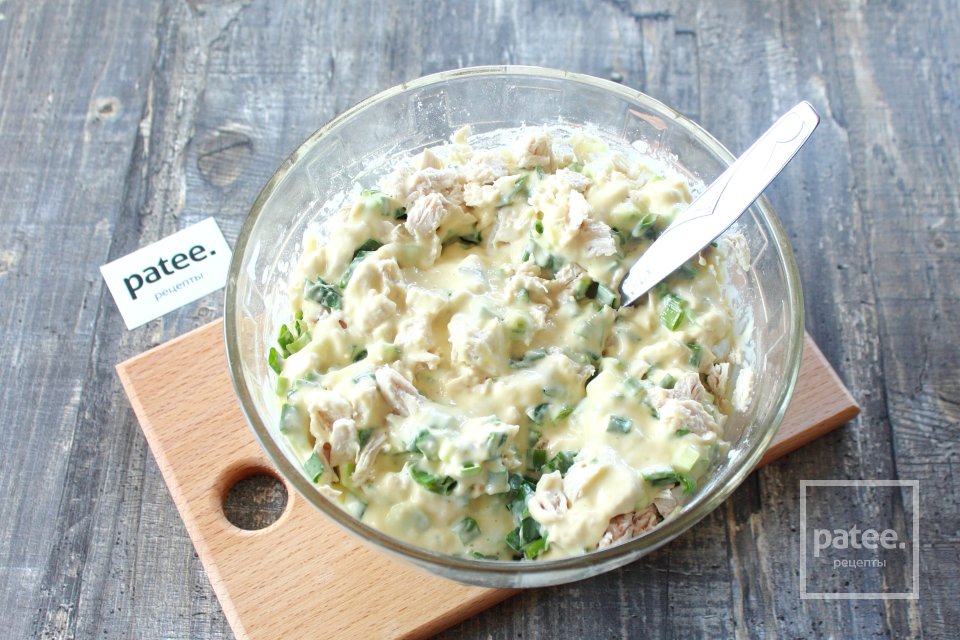 Заливной пирог с зеленым луком - Шаг 12