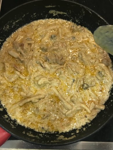 Спагетти со сливочным соусом из морепродуктов - Шаг 11