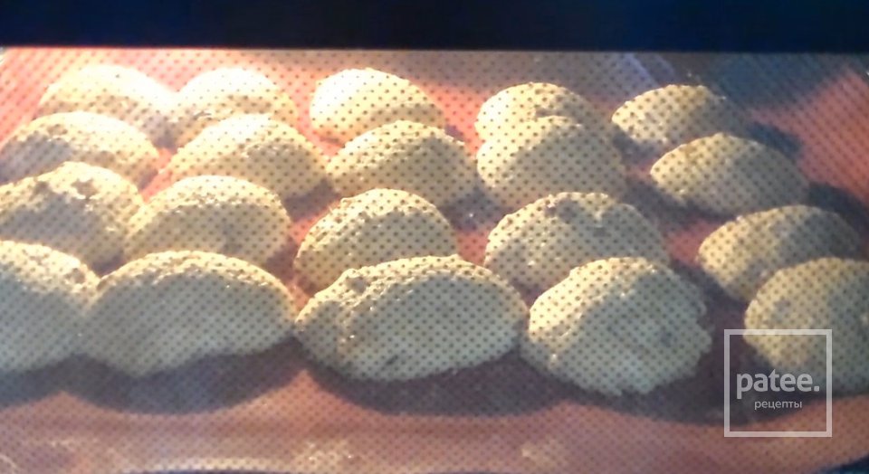 Домашнее Ореховое Печенье с изюмом - Шаг 5