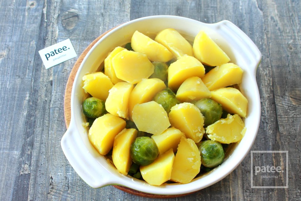 Картофель запеченный под сливочно-чесночным соусом - Шаг 13