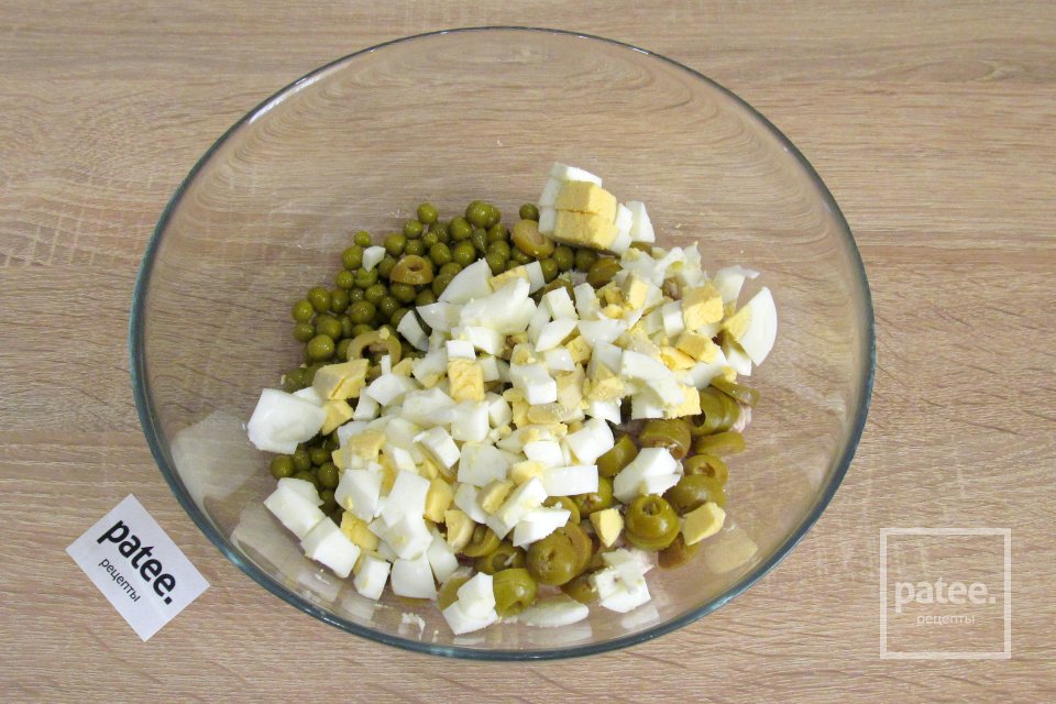 Салат с курицей и оливками - Шаг 6