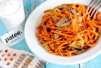 Морковь с сердечками по-корейски