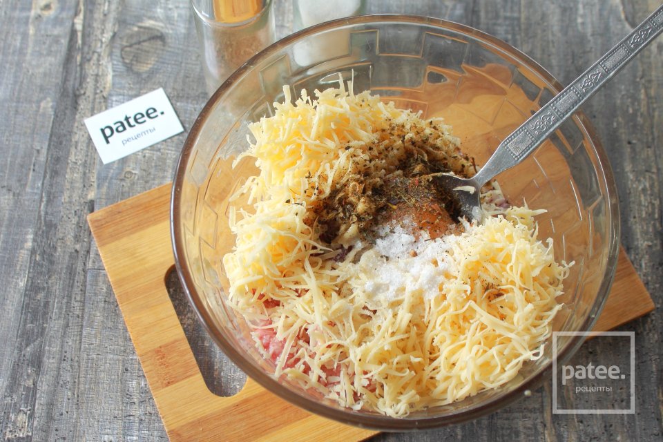 Капустные рулетики с фаршем и сыром - Шаг 8