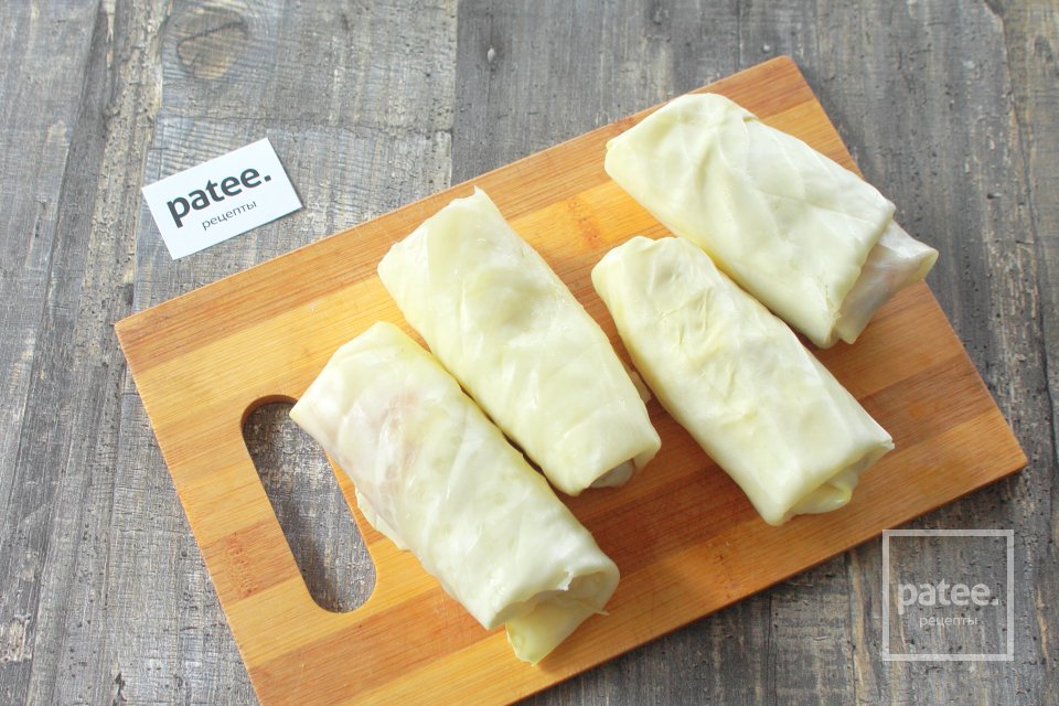 Капустные рулетики с фаршем и сыром - Шаг 13