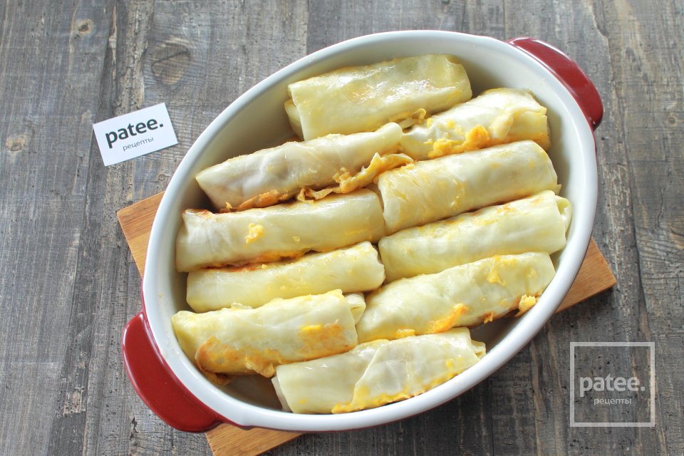 Капустные рулетики с фаршем и сыром - Шаг 16