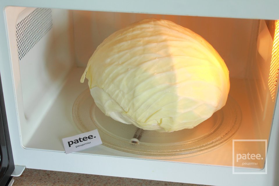 Капустные рулетики с фаршем и сыром - Шаг 2