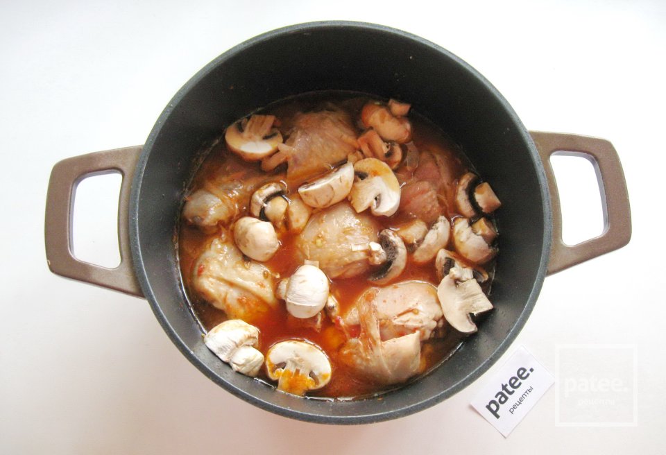 Куриные голени с грибами в кисло-сладком соусе - Шаг 8