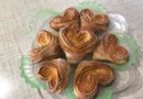 Булочки-сердечки с сахаром