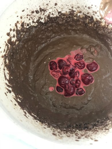 ПП шоколадные панкейки с вишней - Шаг 2