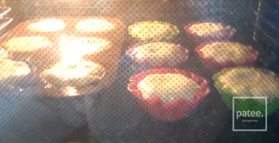 Готовим сырники в духовке - Шаг 5