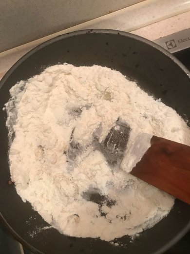 Жульен с курицей и грибами - Шаг 6