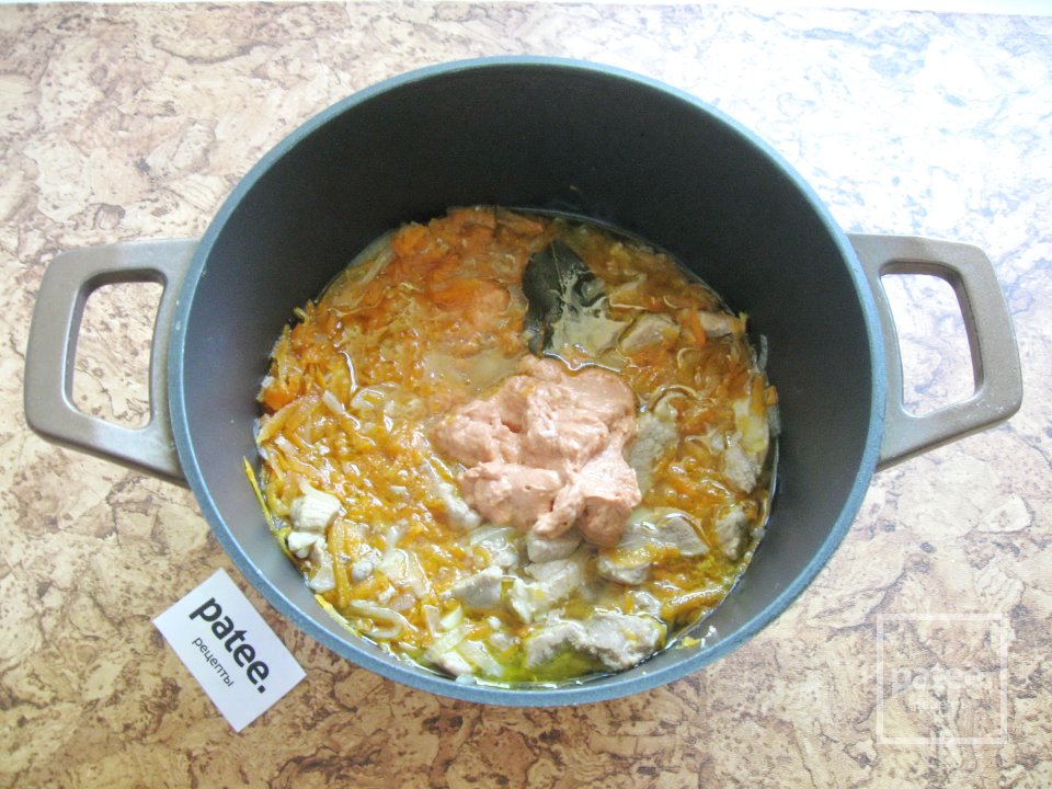 Гуляш из свинины с морковью - Шаг 11