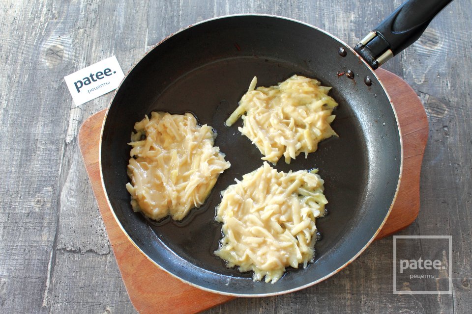 Драники с курицей и сыром - Шаг 11