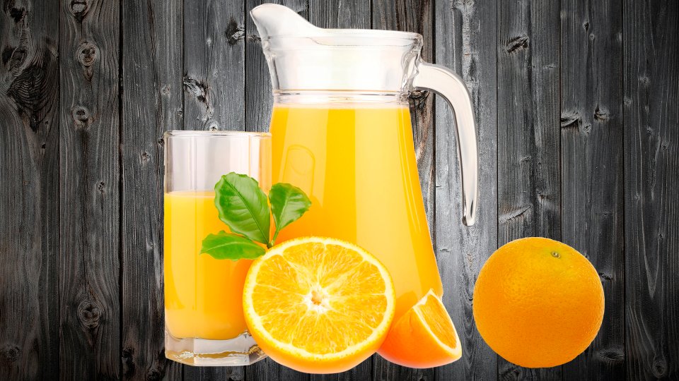 4 литра апельсинового сока, из 2 апельсинов!