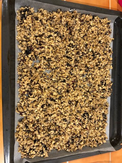 Гранола с кокосовой стружкой, орехами и сухофруктами. - Шаг 3