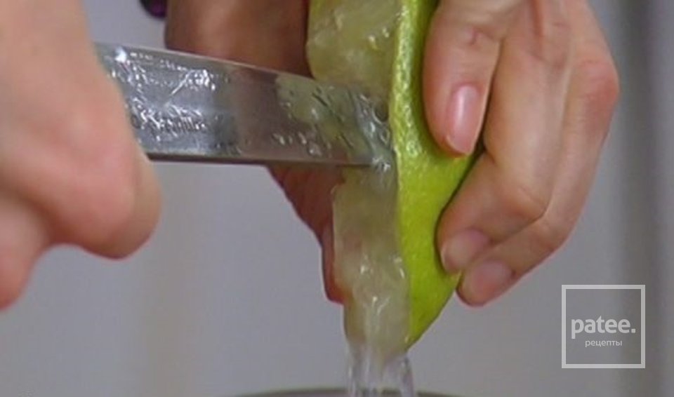 Маринованная семга на гриле с хлебом и салатом - Шаг 5